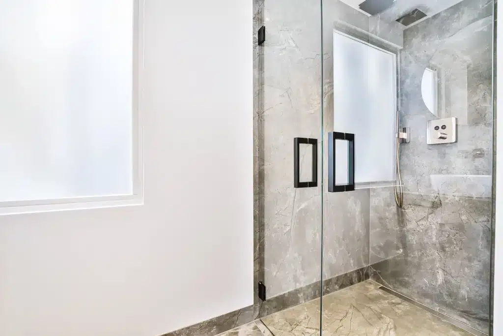 Badrenovierung mit Regendusche – Referenz Badsanierung Itzstedt